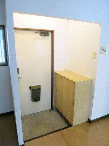 グリーンハイツ雅Ｂの玄関|明るい玄関です