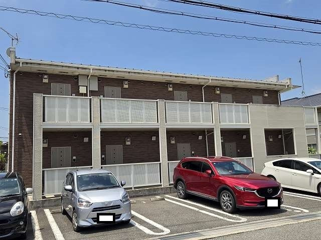 三木市緑が丘町本町１丁目のアパート