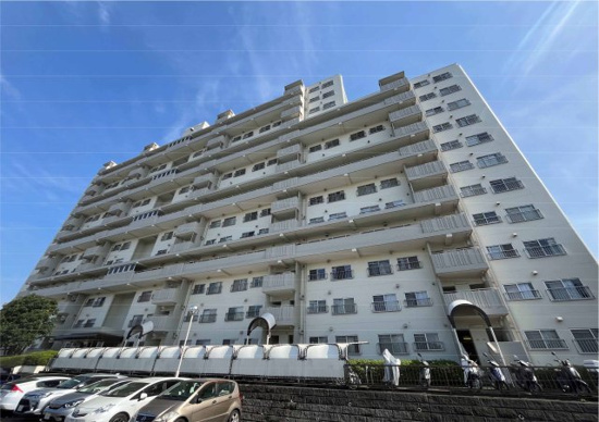 入間ビレッジ８号棟の外観|外観です