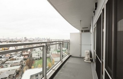 【バルコニー】