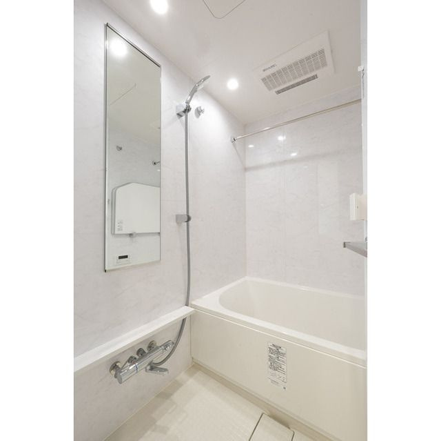 レフィールオーブ代々木の浴室|■追焚＆浴室暖房乾燥機能付きのオートバス♪