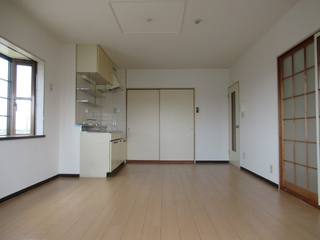 ビューライフ長畑の居間・リビング