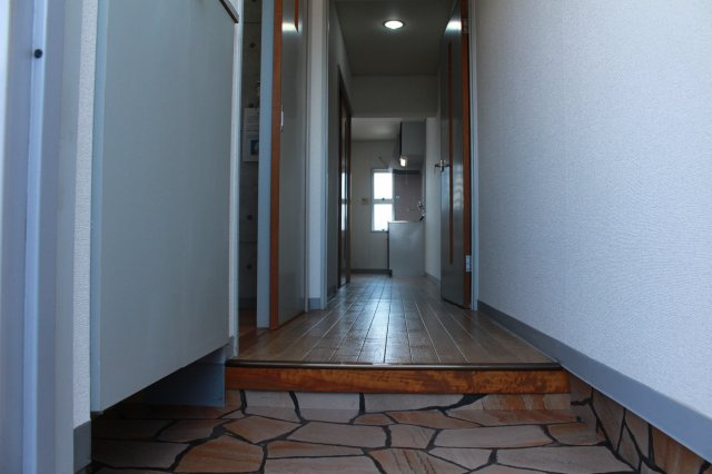 ファーストライフ大塚（BRIGHT COURT大塚）の玄関