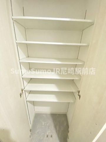 クリエオーレ神田中通Ⅱの収納|小物を収納するのに便利です