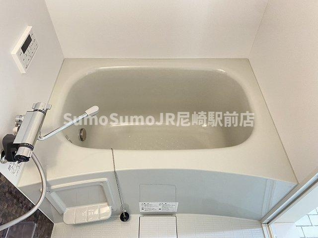 クリエオーレ神田中通Ⅱの浴室|コンパクトで使いやすいお風呂です