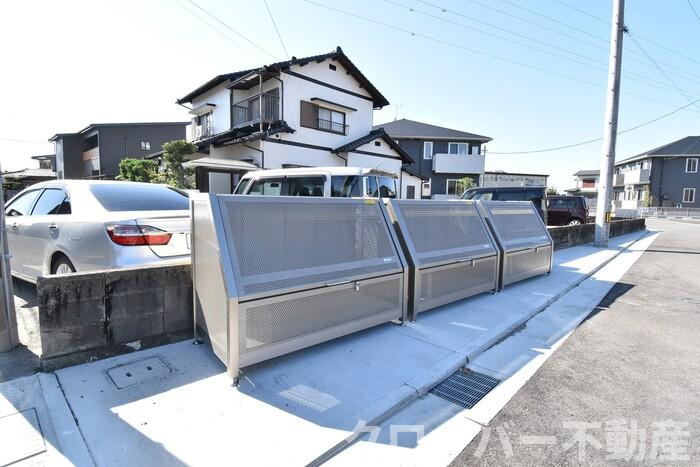 ビアンフェのその他共用部分|ゴミ置場