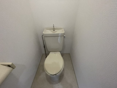 【トイレ】 | リバーサイド柴島 | 落ち着いた色調のトイレです