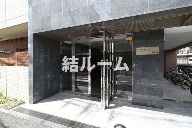 板橋区稲荷台の賃貸マンションのエントランス