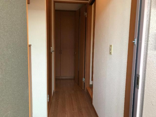 オレンジハイムの玄関|玄関から