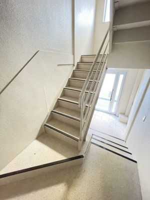 【ロビー】 | チューティパット