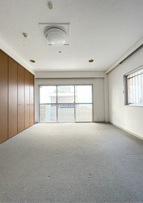 【寝室】 | チューティパット