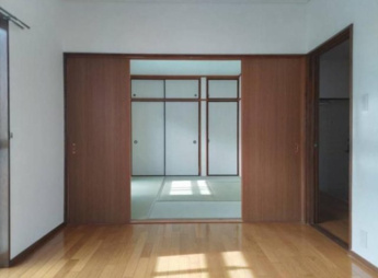 【居間・リビング】