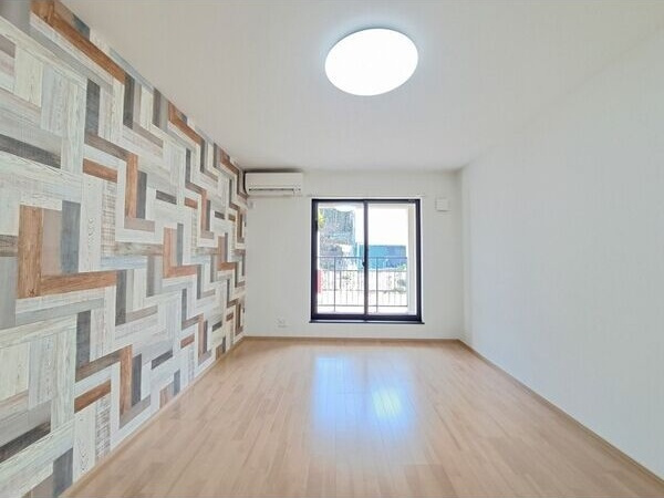 CENT FORCE OKEHAZAMAの居間・リビング