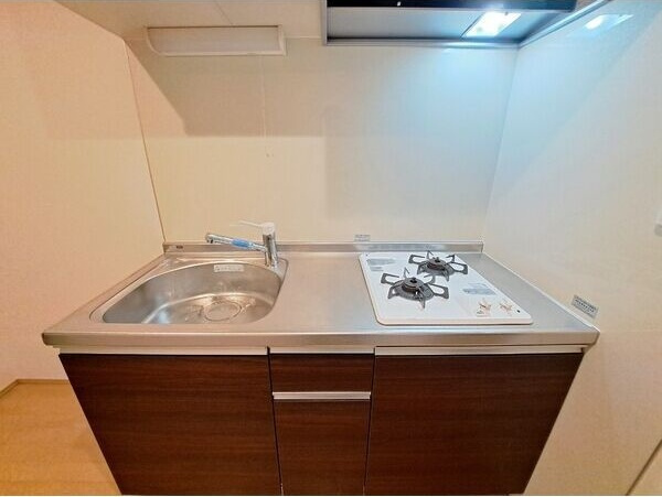 CENT FORCE OKEHAZAMAのキッチン