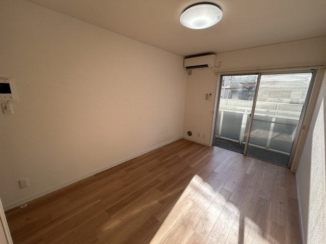 ラ・コート二子の洋室