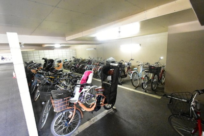 【その他共用部分】 | リアライズ花小金井 | 駐輪場