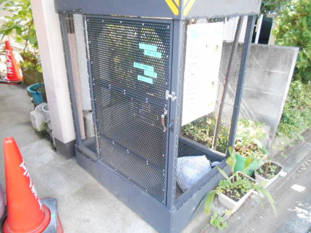 ニューマナーハイムのその他共用部分|ゴミ捨て場