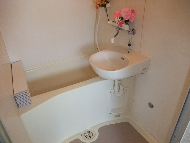 ニューマナーハイムの浴室|※別部屋写真