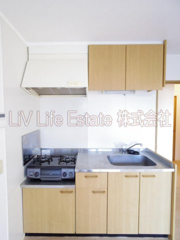 西東京市中町３丁目のアパートのキッチン