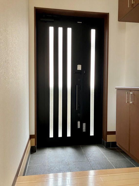 石神井町戸建の玄関