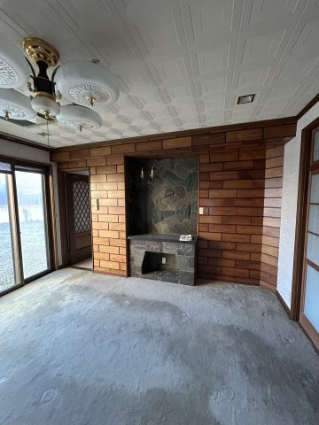 足利市小俣町の一戸建ての洋室