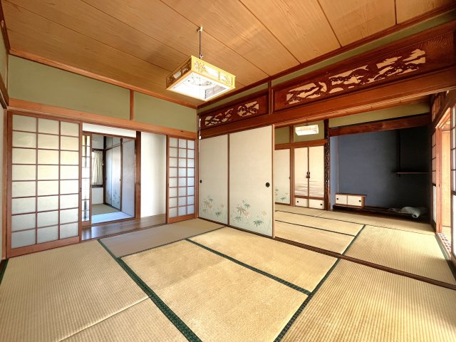 西宮浦町貸家の和室