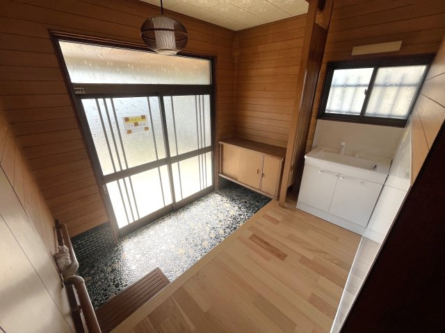 西宮浦町貸家の内装