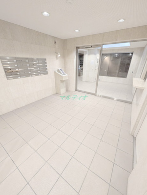 【エントランス】 | リオンドール