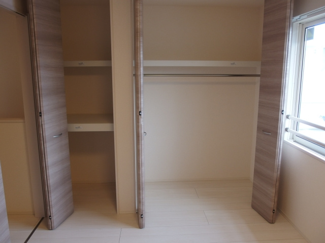 プロニティ鴨田の収納