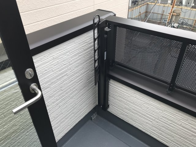 ＭＥＬＤＩＡ松島四丁目のバルコニー