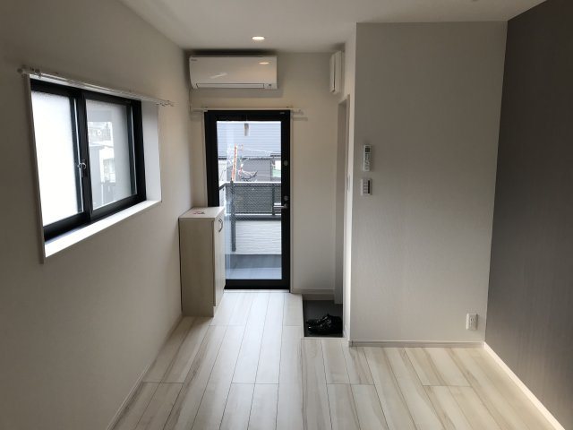 ＭＥＬＤＩＡ松島四丁目の居間・リビング