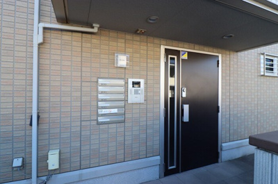 【エントランス】 | バリスサイト B | エントランス