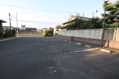 【駐車場】 | プルーニア天美A棟