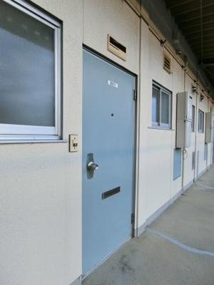 【玄関】 | マルタカコーポ