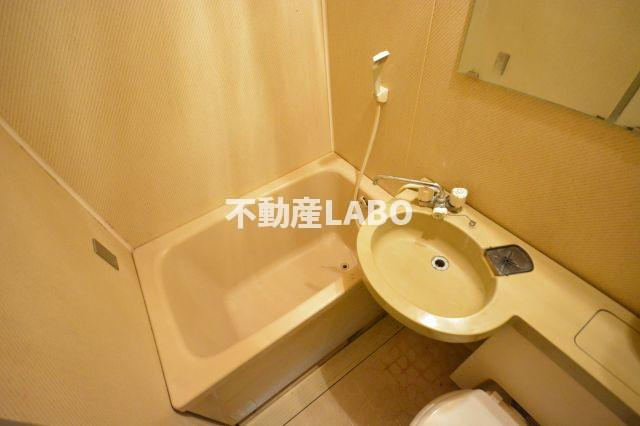 ラパンジール阿倍野の浴室