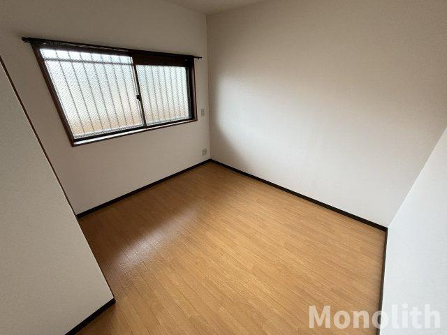 グランエクセル 和泉の洋室