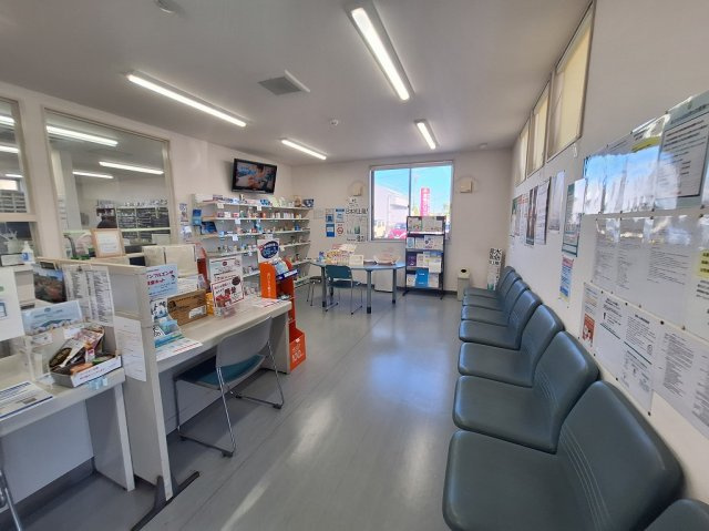高崎市下小塙町売店舗の内装