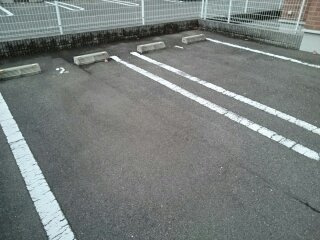 【駐車場】 | ジェルメ中山Ａ