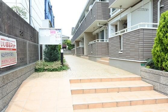 エミナンス南町のエントランス