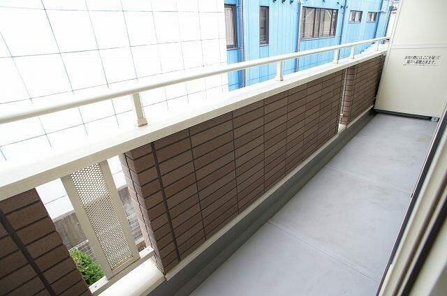 エミナンス南町のバルコニー