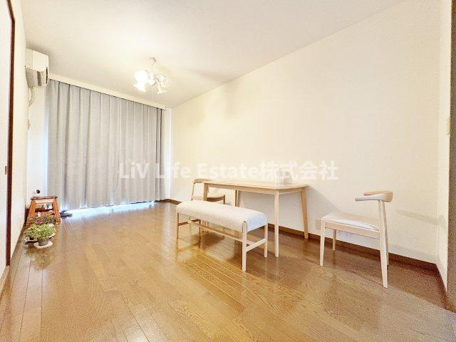 東村山パーク・ホームズの居間・リビング