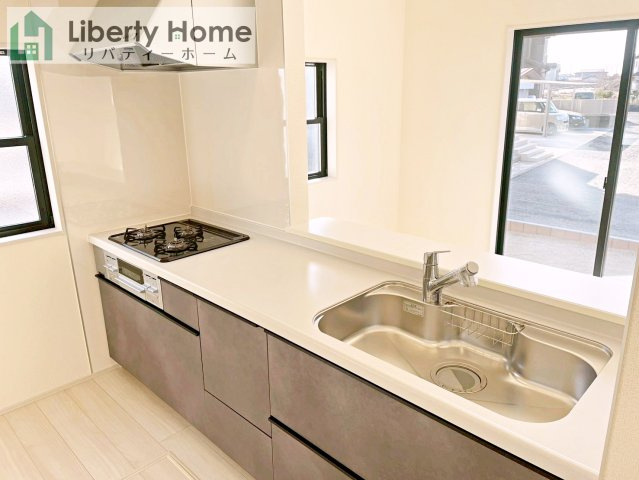 那珂市菅谷16期　新築戸建　2号棟のキッチン