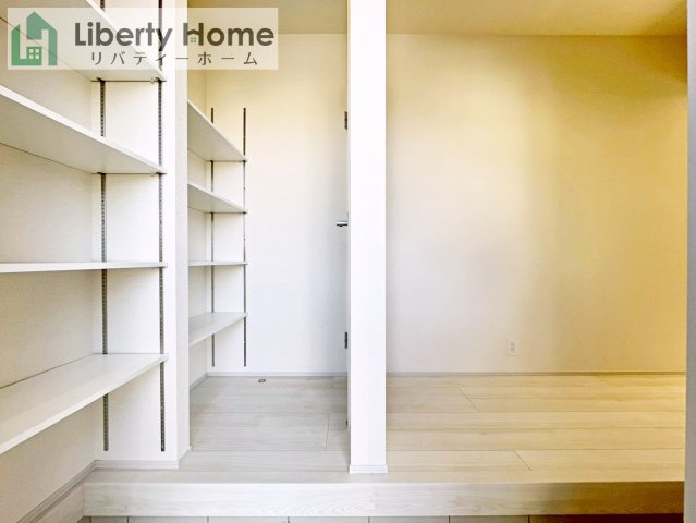 那珂市菅谷16期　新築戸建　2号棟の収納