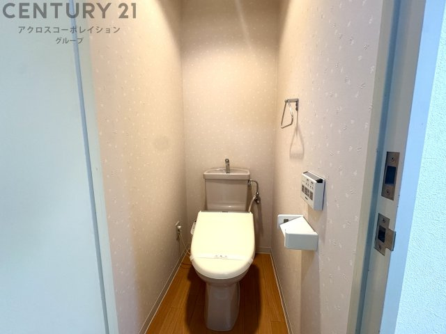 ウォシュレット付きのトイレです♪