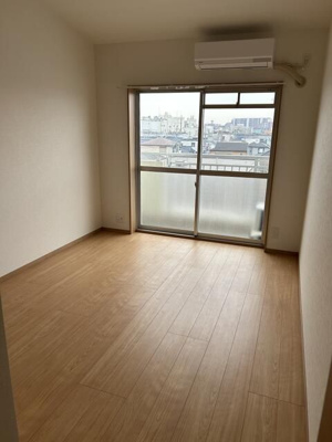 【居間・リビング】 | ウエストパレス蕨Ⅱ | おしゃれなリビングです