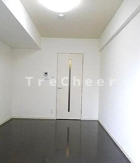 ルーブル高田馬場弐番館の居間・リビング