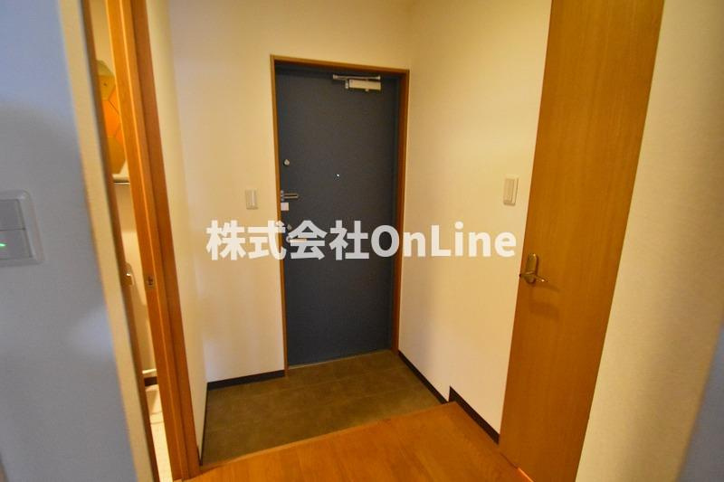 巨匠の玄関