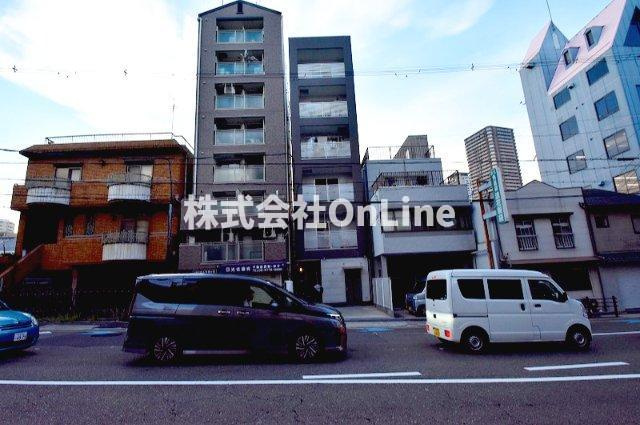 巨匠の外観