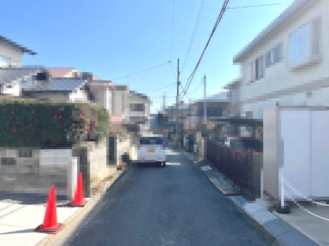 大津市滋賀里１丁目新築戸建２期1号地の前面道路含む現地写真
