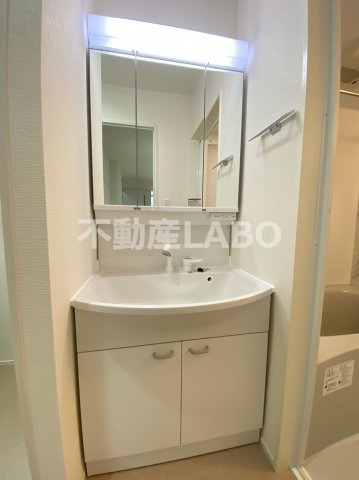 ユアメゾン阪南町の洗面所